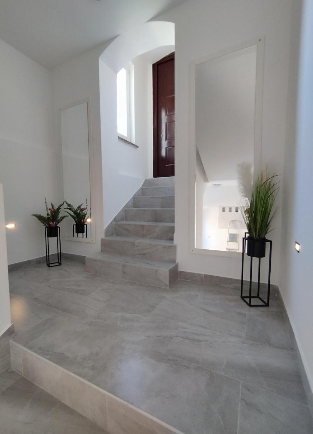 Apartmani Dianna คาชเตลา ภายนอก รูปภาพ