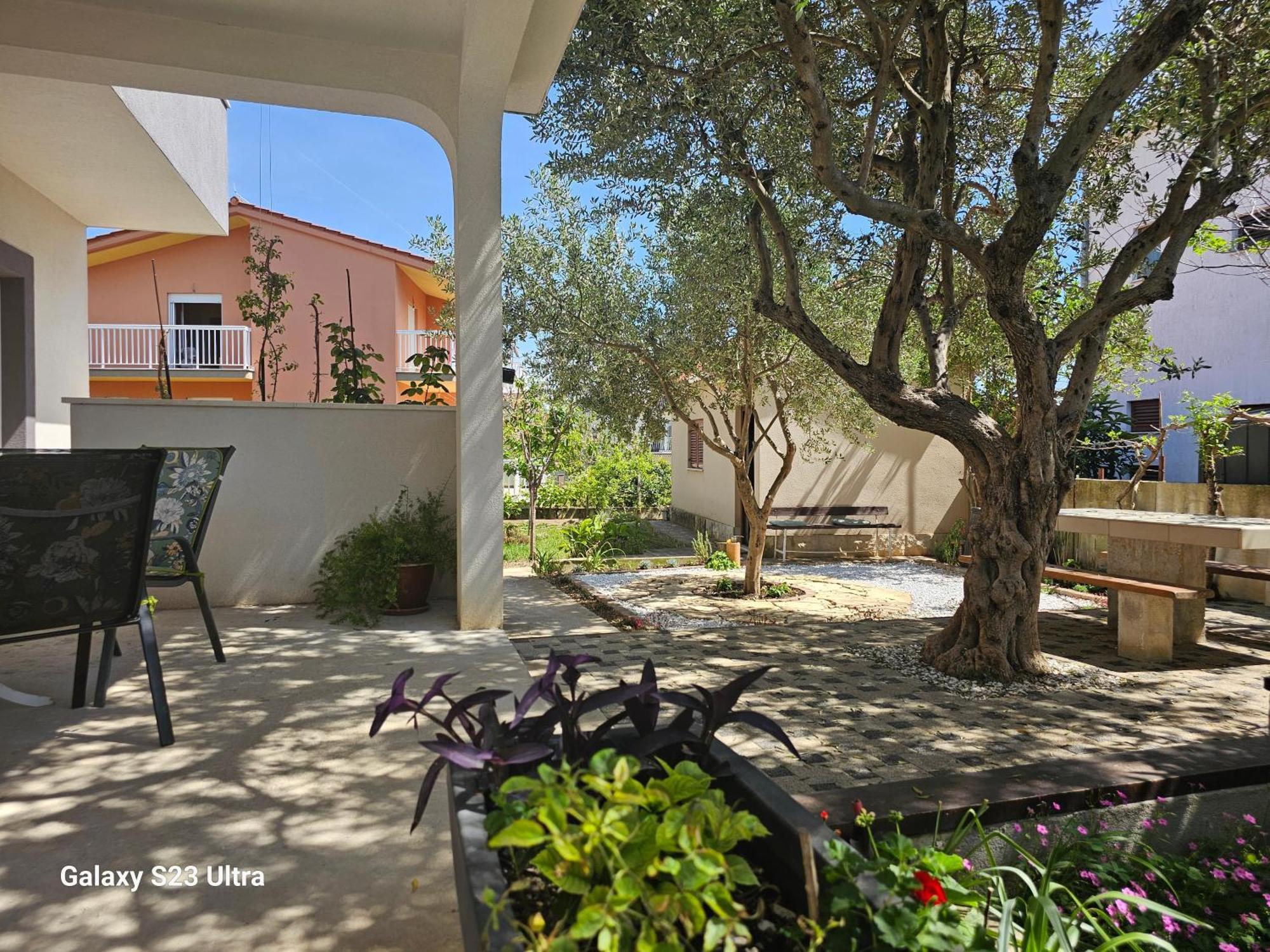 Apartmani Dianna คาชเตลา ภายนอก รูปภาพ