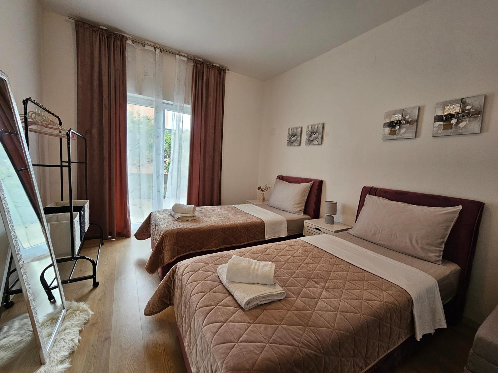 Apartmani Dianna คาชเตลา ภายนอก รูปภาพ