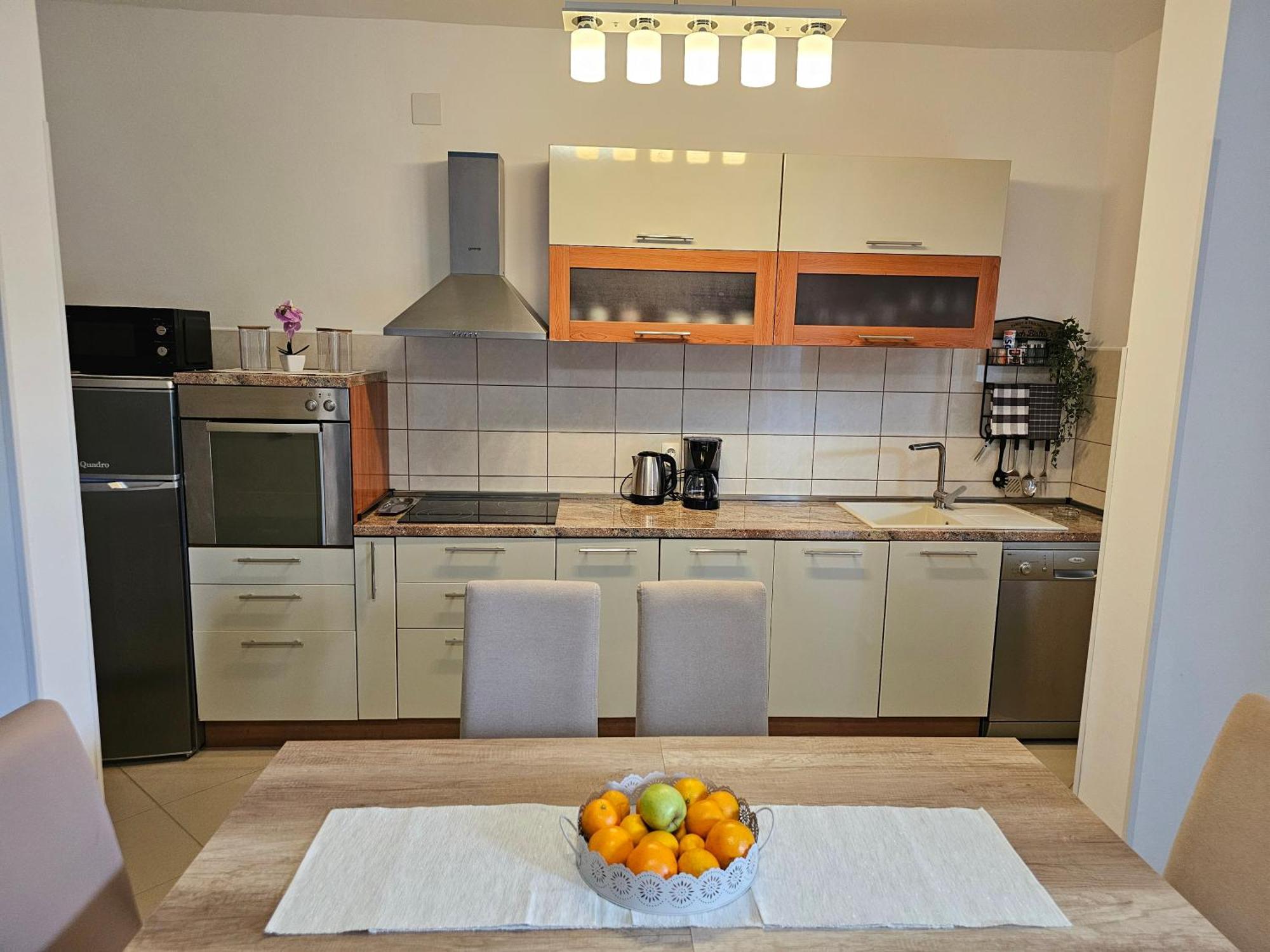 Apartmani Dianna คาชเตลา ภายนอก รูปภาพ