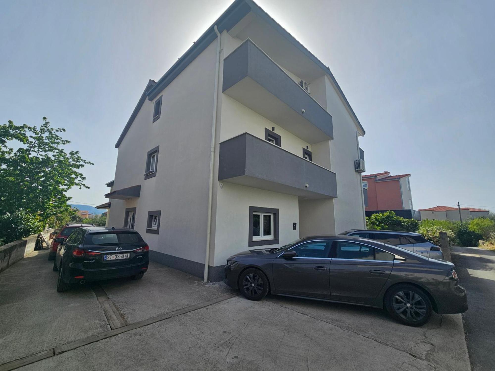 Apartmani Dianna คาชเตลา ภายนอก รูปภาพ